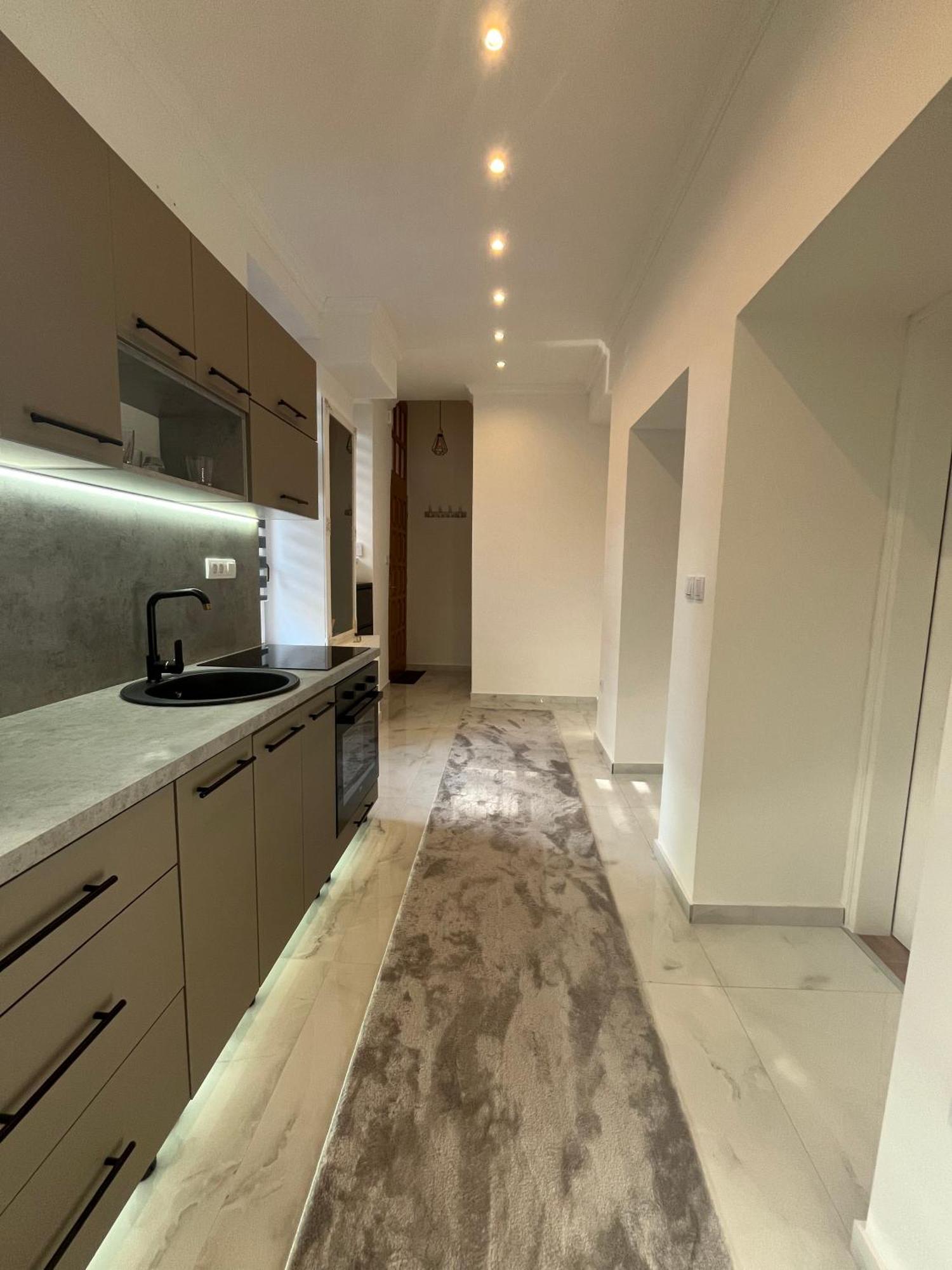 Sarajevo Luxury Apartment - 50 M From Old Sarajevo Clock Tower Εξωτερικό φωτογραφία