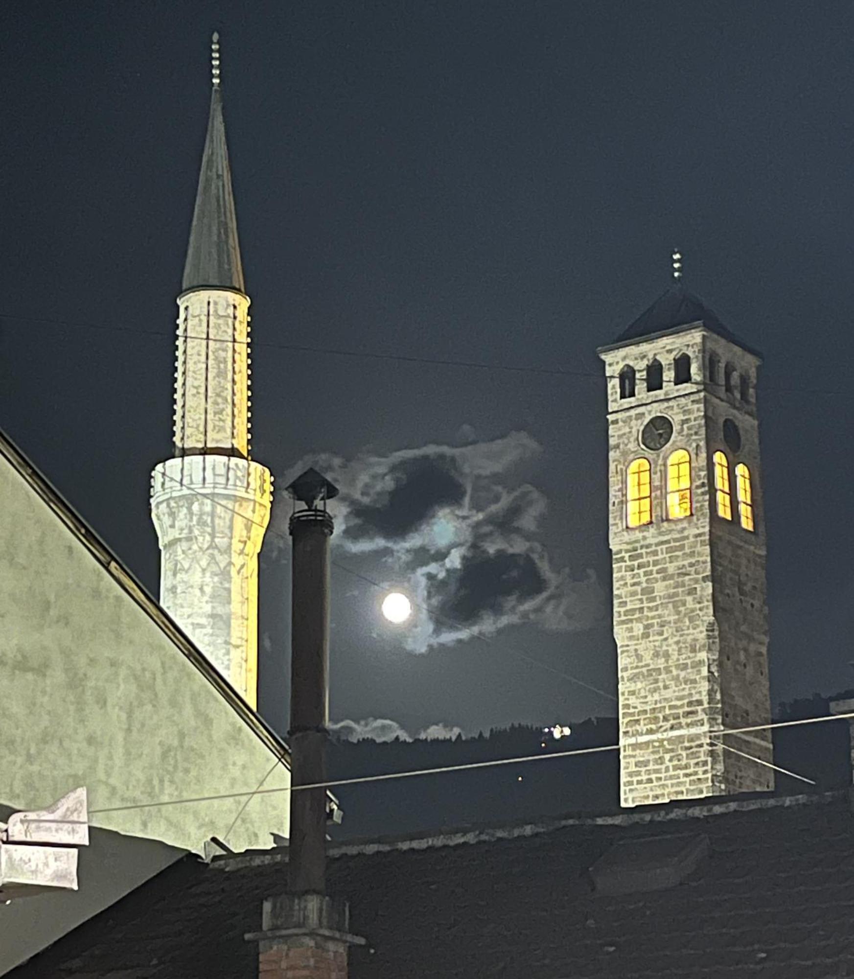 Sarajevo Luxury Apartment - 50 M From Old Sarajevo Clock Tower Εξωτερικό φωτογραφία