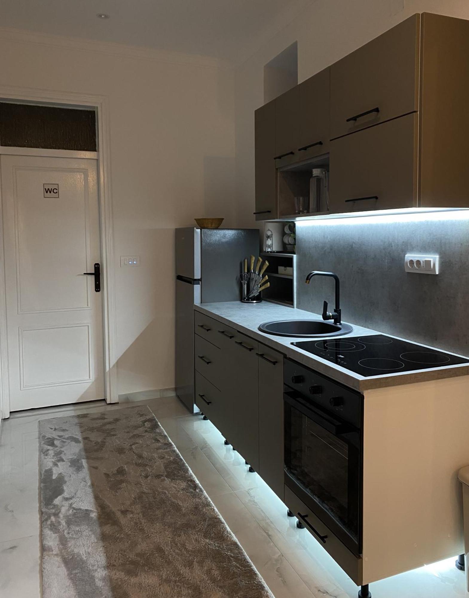Sarajevo Luxury Apartment - 50 M From Old Sarajevo Clock Tower Εξωτερικό φωτογραφία